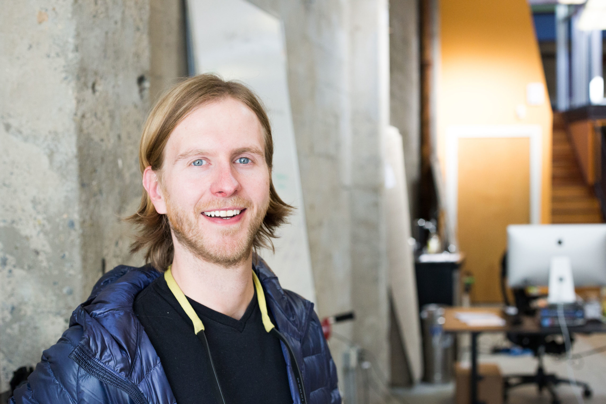 اینگونه است که یک مهندس هوافضا محصولات سخت افزاری را طراحی می کند