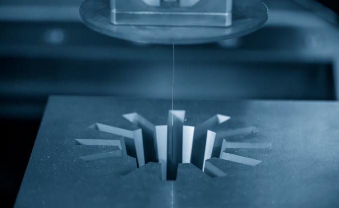 ماشینکاری تخلیه الکتریکی