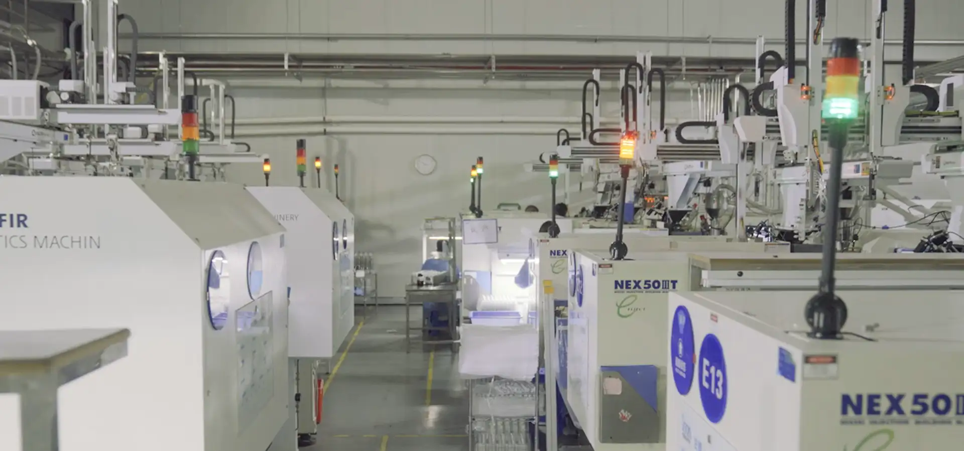 خدمات قالب گیری تزریقی